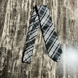 👔 2 for $25 Bergamo New York Plaid Tie